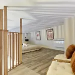 Apartment Batignolle Montmartre By Studio Prestige